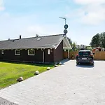 Ferienhaus Luxury Retreat By Kramnitze