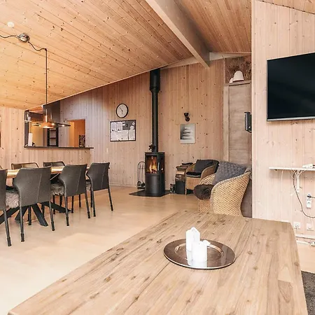 Luxury Retreat By Kramnitze Ferienhaus *