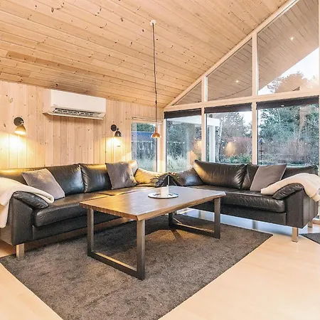 Luxury Retreat By Kramnitze Casa de Férias *